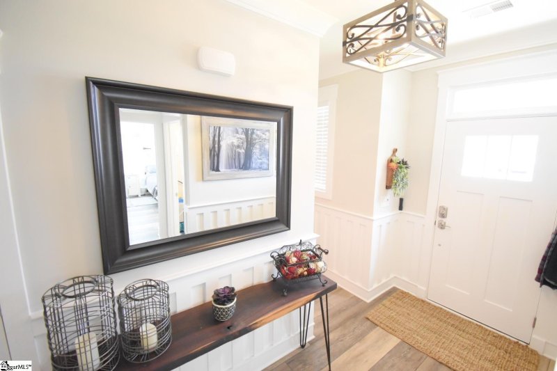 Property image 3 at 807 Sweet William Road, Spartanburg, SC 29301