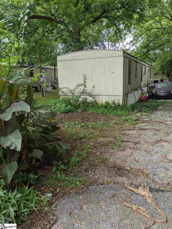 Property image 4 at 116 Highlawn Avenue, Greenville, SC 29611-2935