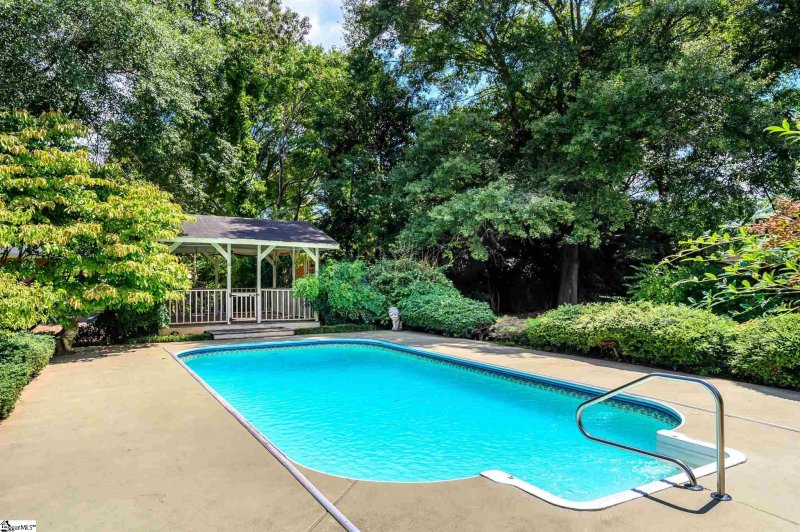 Property image 2 at 131 Brian Drive, Spartanburg, SC 29307