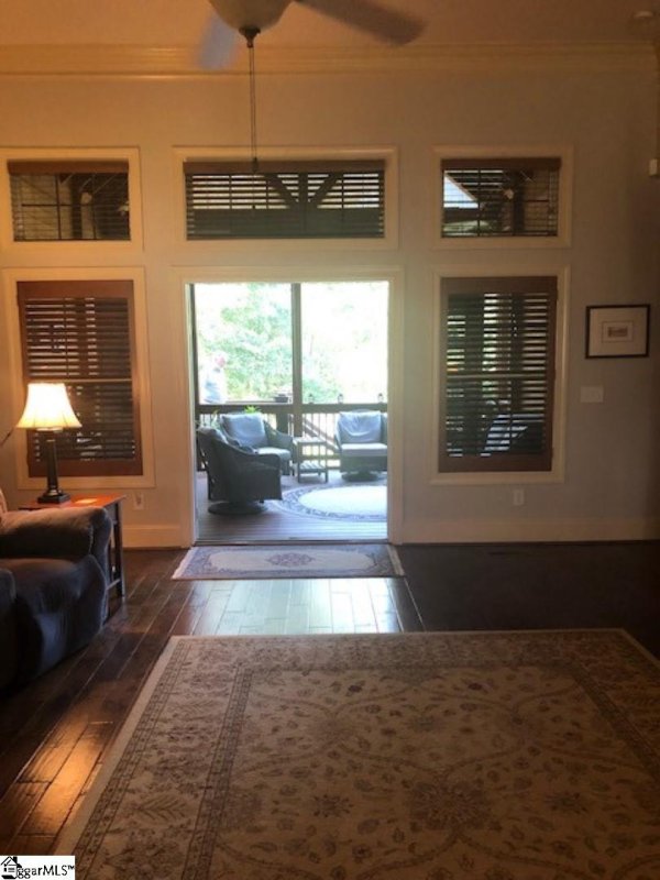 Property image 2 at 6 Meadowglen Place, Greer, SC 29651