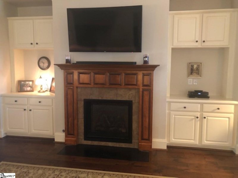 Property image 3 at 6 Meadowglen Place, Greer, SC 29651