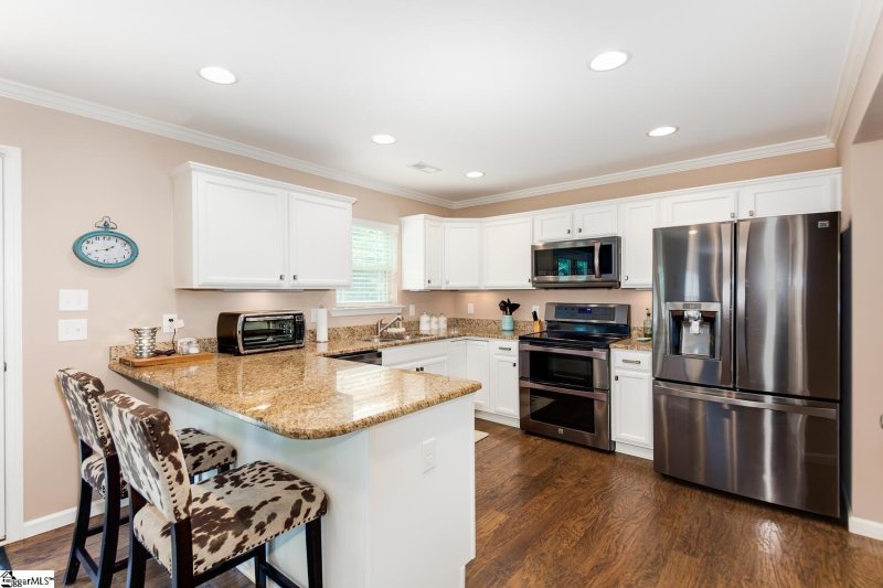 Property image 4 at 131 Royal Drive, Williamston, SC 29697