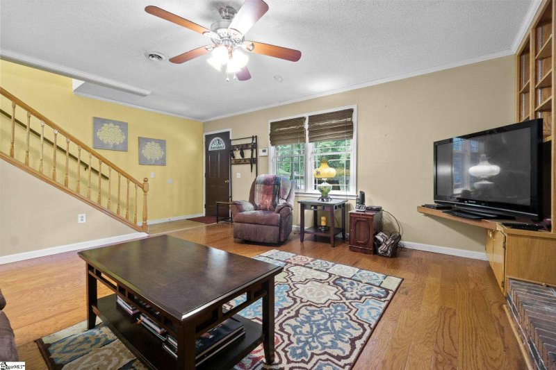 Property image 4 at 304 Willow Drive, Piedmont, SC 29673-8377