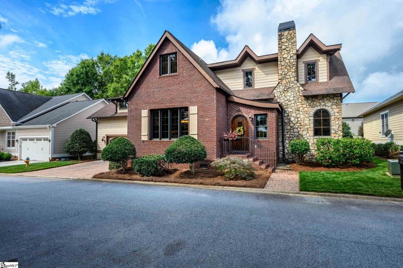 Property image 2 at 42 Verona Circle, Simpsonville, SC 29681