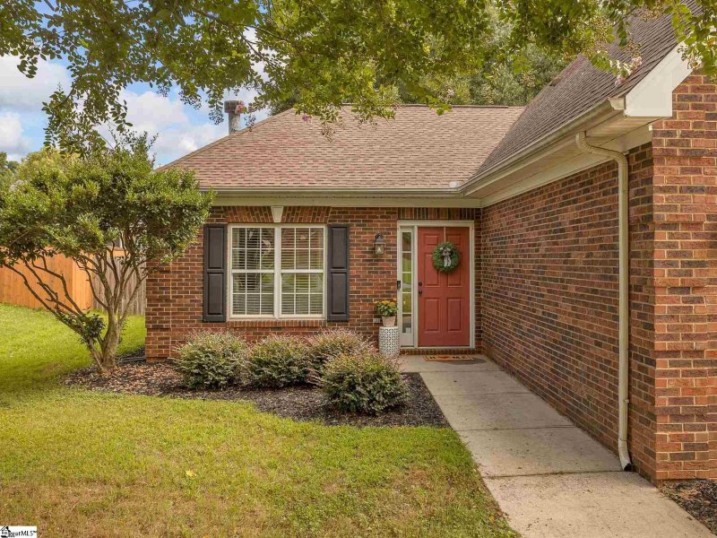 Property image 2 at 840 Thornbird Circle, Boiling Springs, SC 29316