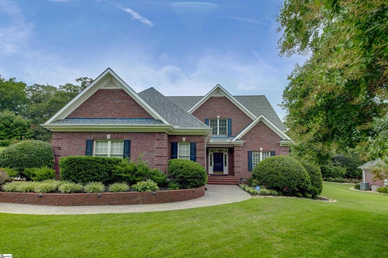 Property image 2 at 616 Shefwood Drive, Easley, SC 29642