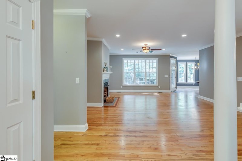 Property image 4 at 10 Bluewater Trail, Taylors, SC 29687