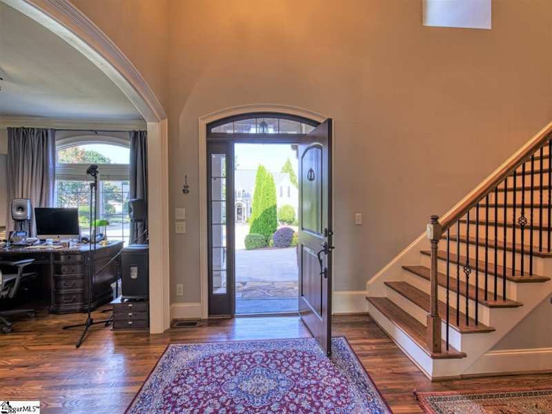 Property image 3 at 2 Henson Place, Greer, SC 29650