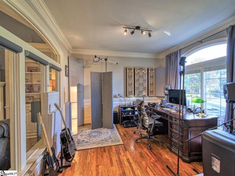 Property image 5 at 2 Henson Place, Greer, SC 29650