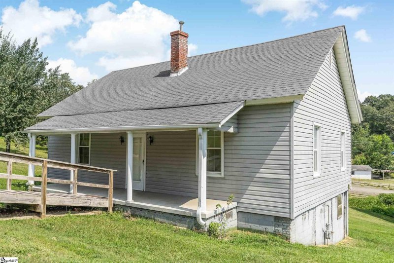 Property image 3 at 1931 Fond Hart Street, Greer, SC 29651