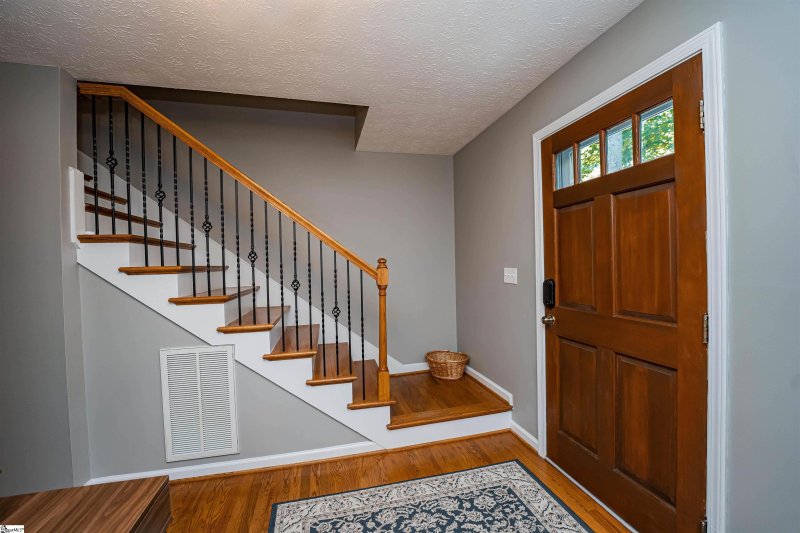 Property image 4 at 112 Bexhill Court, Greenville, SC 29609-1404