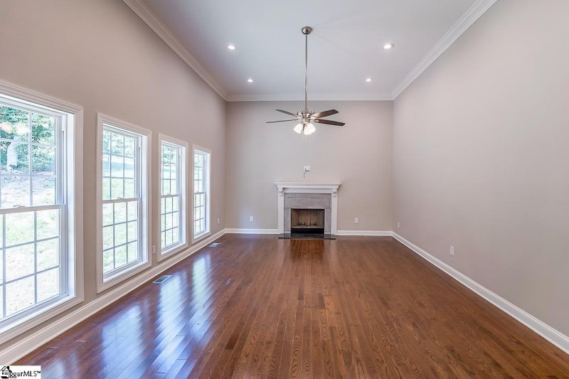 Property image 4 at 4 Vendue Court, Simpsonville, SC 29681