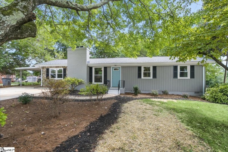 Property image 3 at 1 Blue Mountain Drive, Greenville, SC 29617