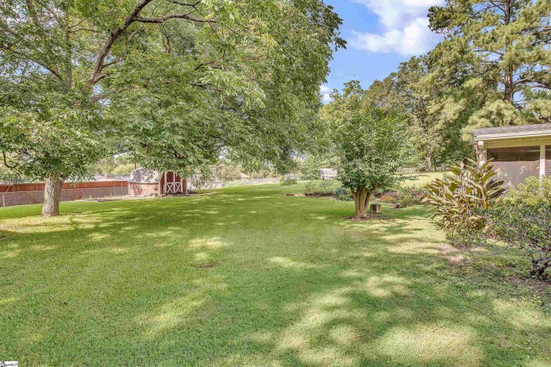 Property image 3 at 229 Fairfield Drive, Mauldin, SC 29622-2233