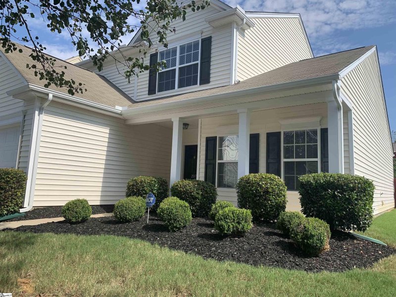 Property image 2 at 207 Bells Creek Drive, Simpsonville, SC 29681