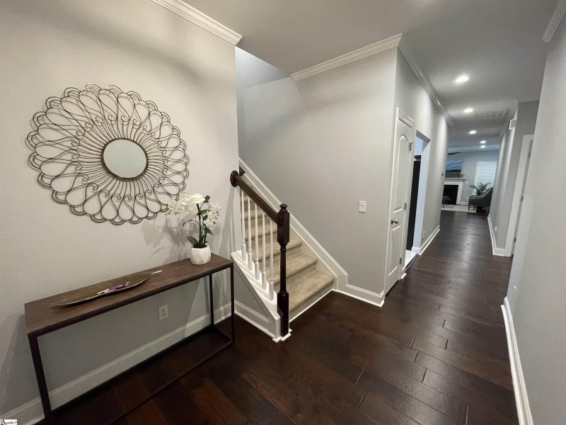 Property image 3 at 229 Louisville Drive, Greenville, SC 29607