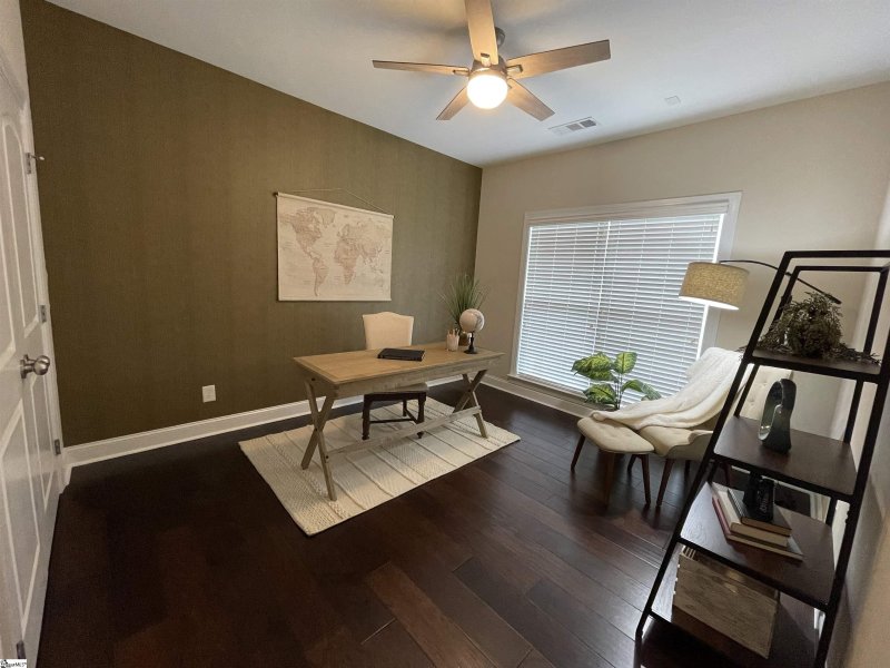 Property image 4 at 229 Louisville Drive, Greenville, SC 29607