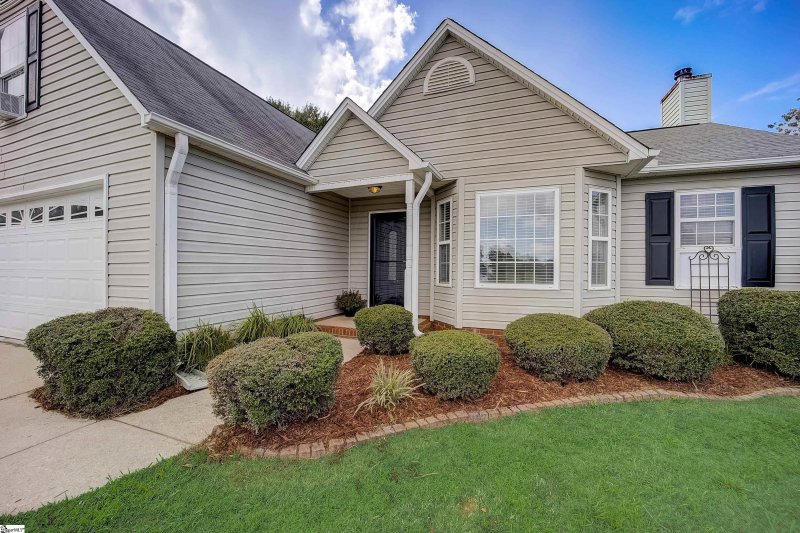 Property image 2 at 25 Woolridge Way, Greer, SC 29650