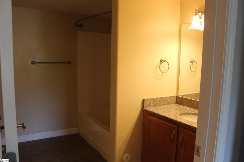 Property image 3 at 1001 S Church Street, Greenville, SC 29601