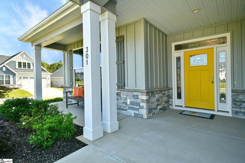 Property image 2 at 301 Bur Oak Trail, Greenville, SC 29615