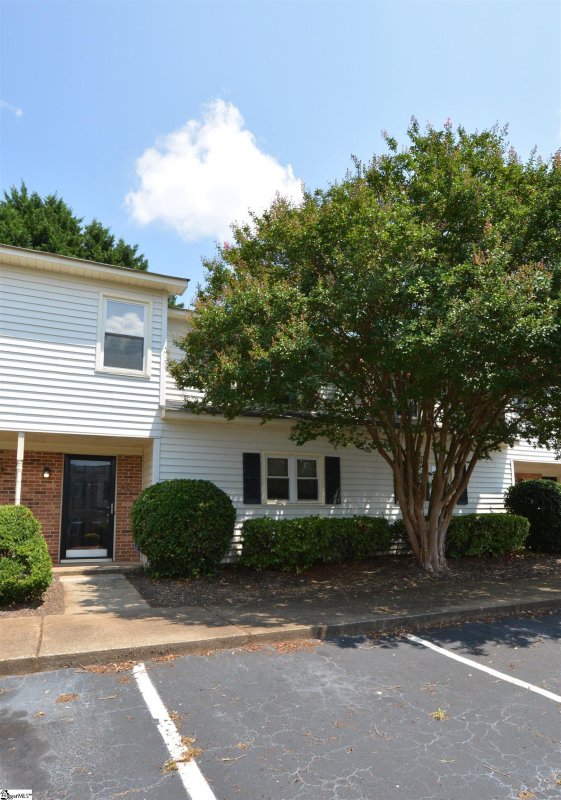 Property image 2 at 215 Duncan Chapel Road, Greenville, SC 29617