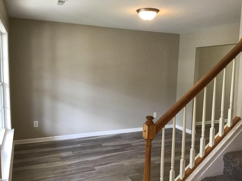 Property image 3 at 5 Cardinal Creek Drive, Greenville, SC 29607