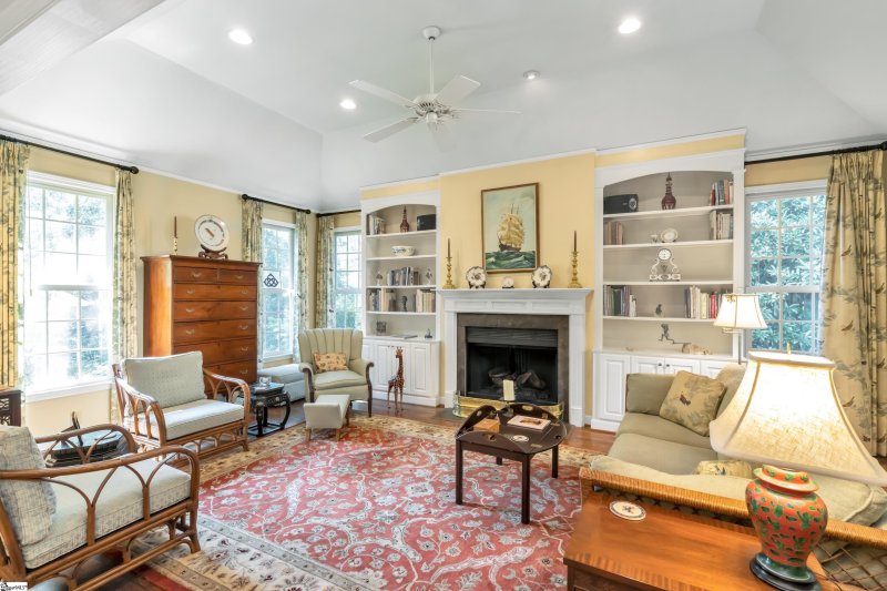 Property image 2 at 113 McDaniel Greene, Greenville, SC 29601