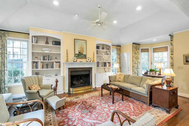 Property image 3 at 113 McDaniel Greene, Greenville, SC 29601