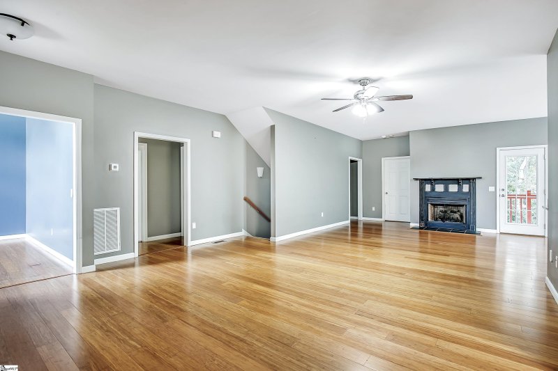 Property image 3 at 403 Hampton Farms Trail, Greenville, SC 29617