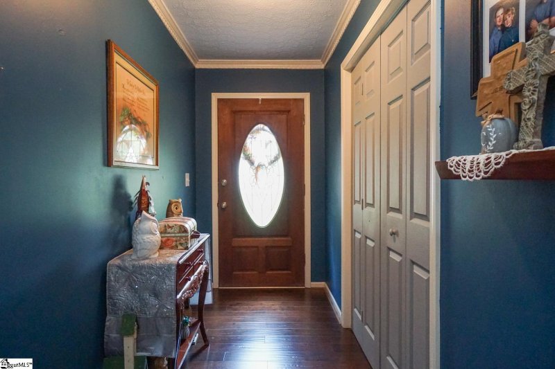 Property image 3 at 104 Brook Drive, Greenville, SC 29607