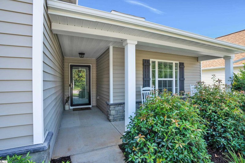 Property image 2 at 107 Seattle Slew Lane, Greenville, SC 29617