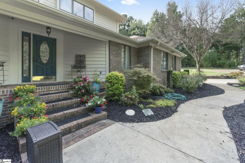 Property image 2 at 187 Carolina Way, Fountain Inn, SC 29644