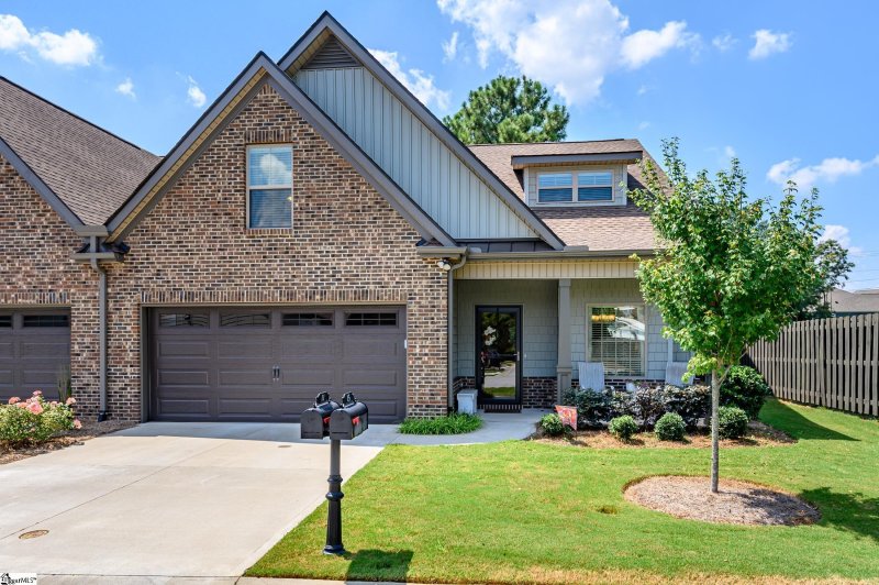 15 Sweetspire Lane