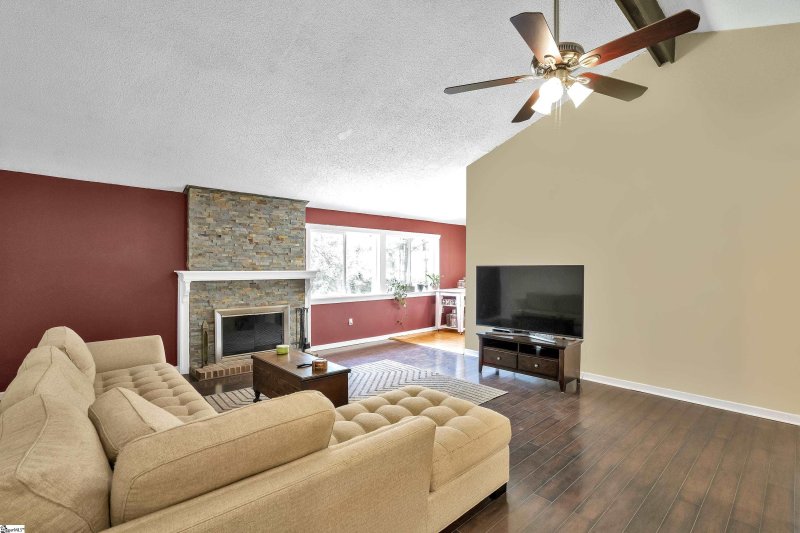 Property image 2 at 1010 Winterfield Place, Taylors, SC 29687