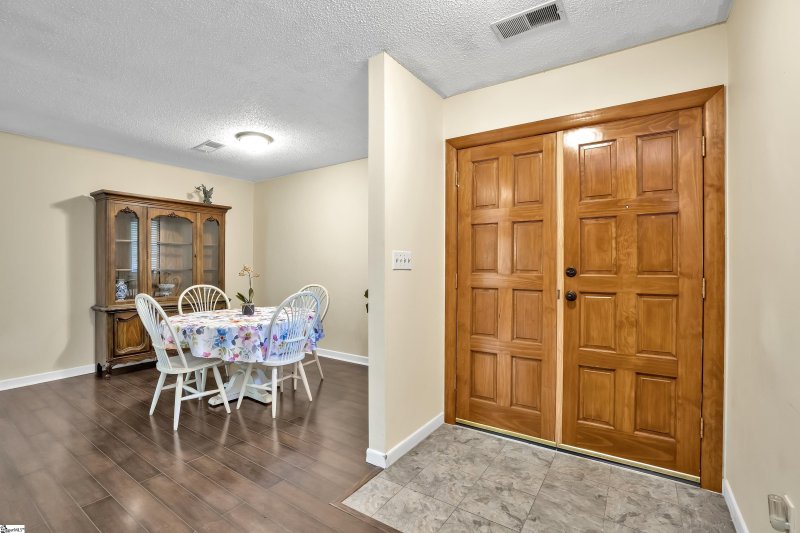 Property image 5 at 1010 Winterfield Place, Taylors, SC 29687