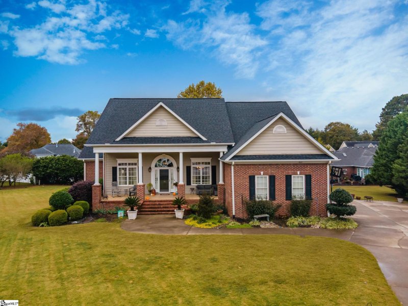 Property image 2 at 121 Wicklow Court, Easley, SC 29642