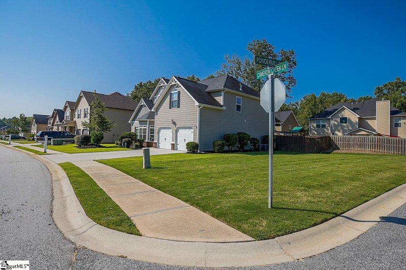 Property image 2 at 100 Cameron Creek Lane, Simpsonville, SC 29681