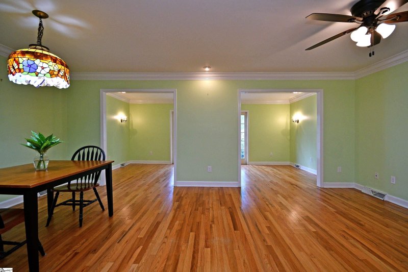 Property image 3 at 112 McDaniel Greene, Greenville, SC 29601
