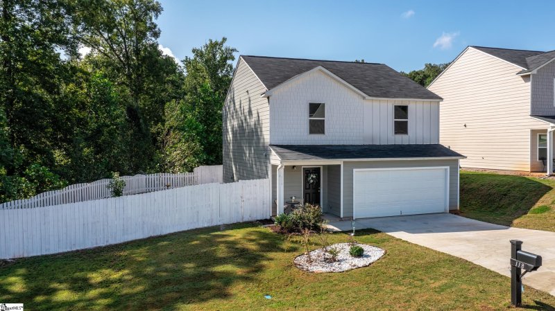 Property image 2 at 118 Regency Walk, Pickens, SC 29671-2902
