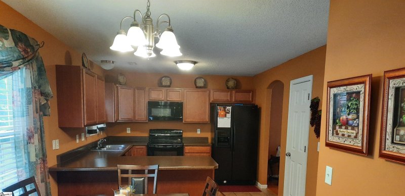 Property image 5 at 35 Tigris Way, Greenville, SC 29607