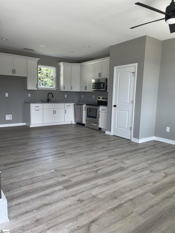 Property image 2 at 1510 Buncombe Road, Greenville, SC 29609