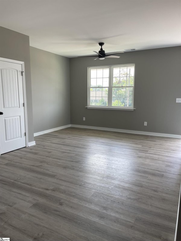 Property image 3 at 1510 Buncombe Road, Greenville, SC 29609