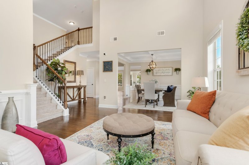 Property image 3 at 304 Bald Eagle Court, Taylors, SC 29687