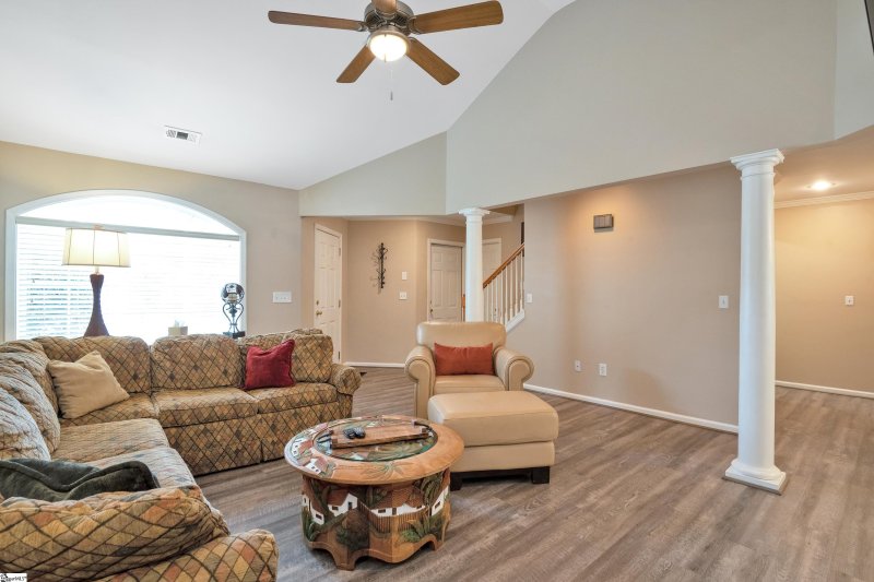 Property image 3 at 12 Pelham Springs Place, Greenville, SC 29615