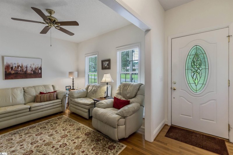 Property image 5 at 306 Oakwood Estates Drive, Anderson, SC 29621