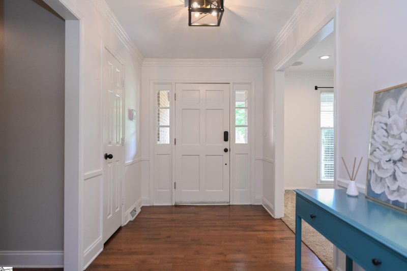 Property image 3 at 126 Hillsborough Drive, Greenville, SC 29615