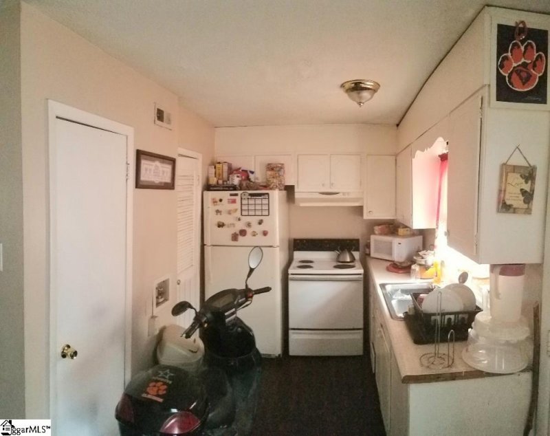 Property image 4 at 6526 White Horse Road, Greenville, SC 29611-2532