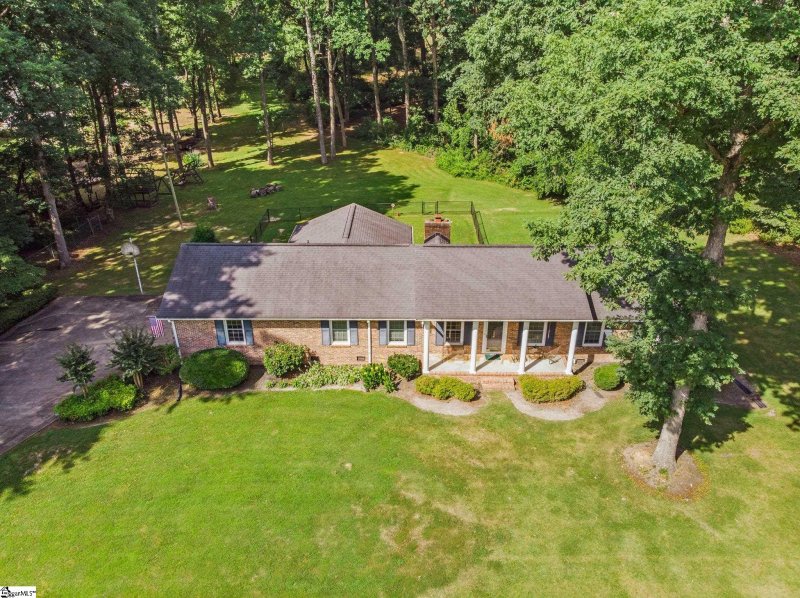 Property image 4 at 504 Roosevelt Drive, Easley, SC 29642-2338