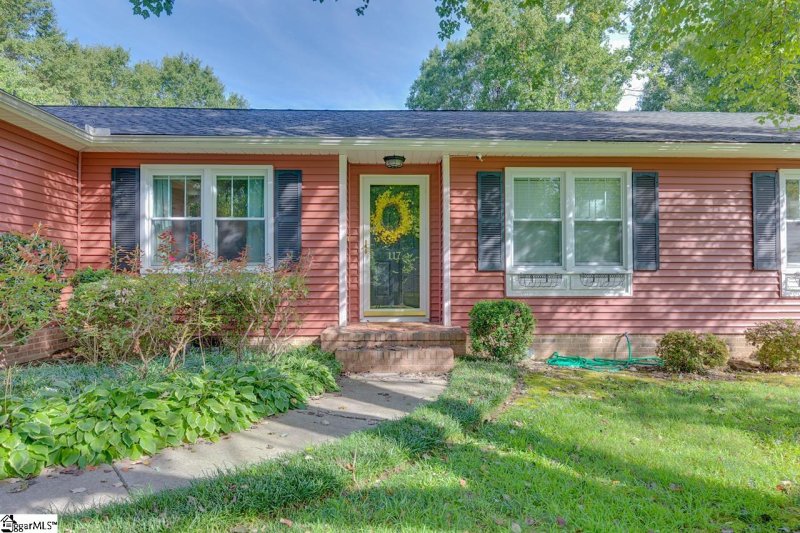 Property image 2 at 117 Buckingham Way, Taylors, SC 29687