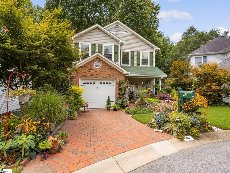 Property image 3 at 107 Greenbriar Terrace, Spartanburg, SC 29307